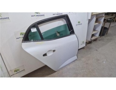 Puerta Trasera Derecha Renault Megane IV Berlina 5P  1 2 Tech Road [1 2 Ltr  - 97 kW TCE Energy]