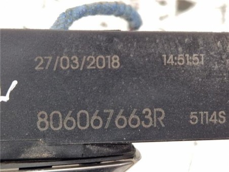 Maneta Exterior Delantera Derecha Renault Megane IV Berlina 5P  1 2 Tech Road [1 2 Ltr  - 97 kW TCE Energy]