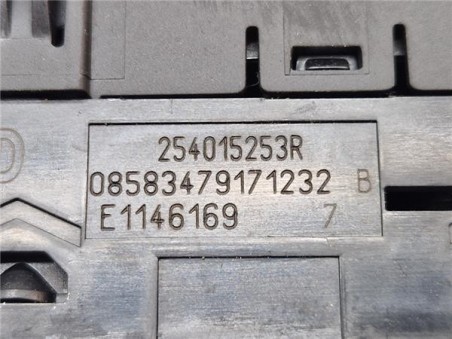 MANDO ELEVALUNAS DELANTERO IZQUIERDO Renault Megane IV Berlina 5P  1 2 Tech Road [1 2 Ltr  - 97 kW TCE Energy]