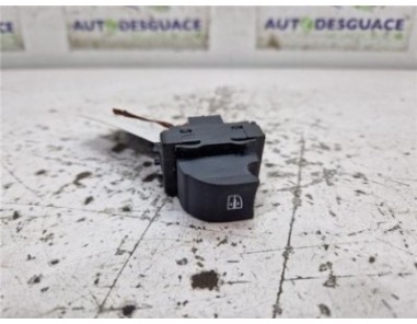 MANDO ELEVALUNAS DELANTERO DERECHO Renault Megane IV Berlina 5P  1 2 Tech Road [1 2 Ltr  - 97 kW TCE Energy]