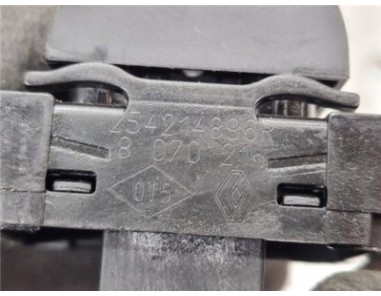 MANDO ELEVALUNAS DELANTERO DERECHO Renault Megane IV Berlina 5P  1 2 Tech Road [1 2 Ltr  - 97 kW TCE Energy]