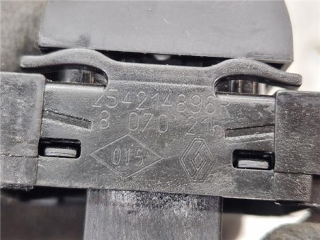 MANDO ELEVALUNAS DELANTERO DERECHO Renault Megane IV Berlina 5P  1 2 Tech Road [1 2 Ltr  - 97 kW TCE Energy]