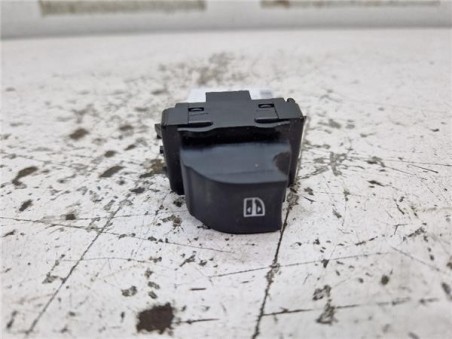 MANDO ELEVALUNAS TRASERO DERECHO Renault Megane IV Berlina 5P  1 2 Tech Road [1 2 Ltr  - 97 kW TCE Energy]