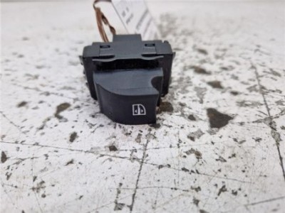 MANDO ELEVALUNAS TRASERO IZQUIERDO Renault Megane IV Berlina 5P  1 2 Tech Road [1 2 Ltr  - 97 kW TCE Energy]