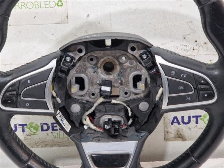 Volante Renault Megane IV Berlina 5P  1 2 Tech Road [1 2 Ltr  - 97 kW TCE Energy]