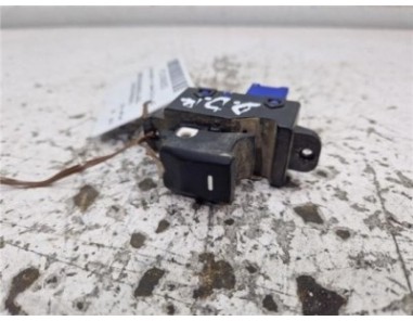 MANDO ELEVALUNAS DELANTERO DERECHO Kia Rio  1 2 Basic [1 2 Ltr  - 62 kW CAT]