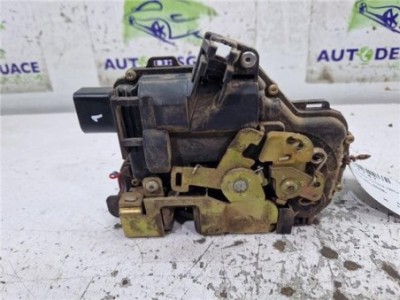 Cerradura Puerta Delantera Derecha Volkswagen Golf IV Berlina  1 9 TDI 2