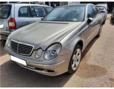 Caja Fusibles/Rele Mercedes-Benz Clase E  Berlina  2 7 E 270 CDI  [2 7 Ltr  - 130 kW CDI CAT]