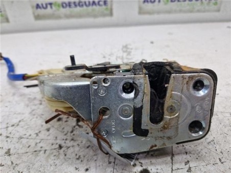 Cerradura Puerta Trasera Derecha Kia Sorento  2 5 CRDi