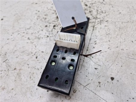 MANDO ELEVALUNAS DELANTERO IZQUIERDO Kia Sorento  2 5 CRDi