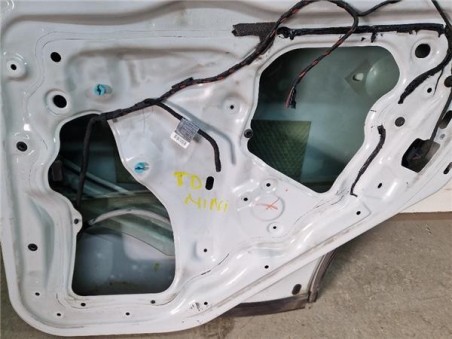 Puerta Trasera Derecha Mini Countryman  1 6 Cooper D All4 [1 6 Ltr  - 82 kW Diesel CAT]