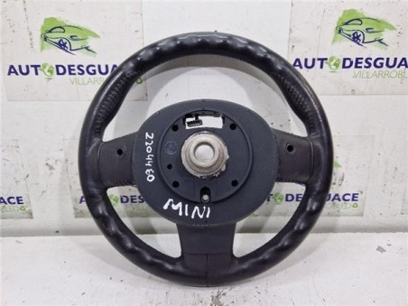Volante Mini Countryman  1 6 Cooper D All4 [1 6 Ltr  - 82 kW Diesel CAT]