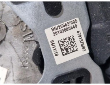 Volante Mini Countryman  1 6 Cooper D All4 [1 6 Ltr  - 82 kW Diesel CAT]