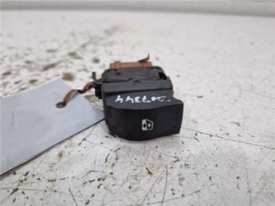 MANDO ELEVALUNAS DELANTERO DERECHO Opel Vivaro  2 0 CDTI