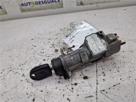 Clausor Volkswagen Golf IV Berlina  1 9 TDI