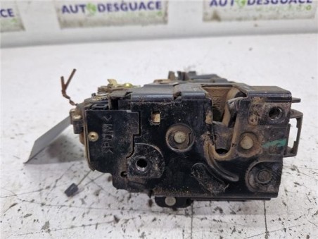 Cerradura Puerta Delantera Izquierda Volkswagen Golf IV Berlina  1 9 TDI