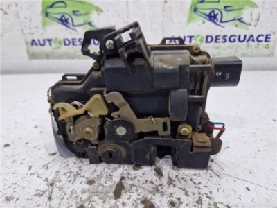 Cerradura Puerta Trasera Izquierda Volkswagen Golf IV Berlina  1 9 TDI 2