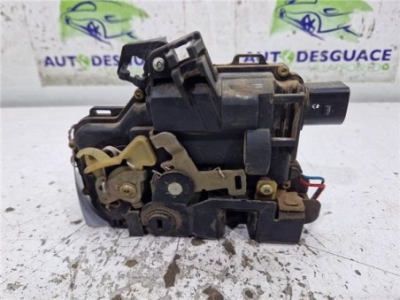 Cerradura Puerta Trasera Izquierda Volkswagen Golf IV Berlina  1 9 TDI