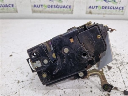Cerradura Puerta Trasera Derecha Volkswagen Golf IV Berlina  1 9 TDI