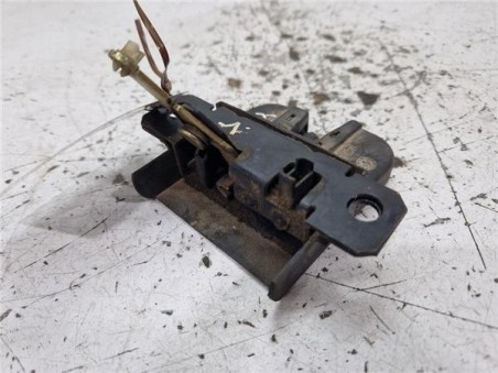 Cerradura Porton Volkswagen Golf IV Berlina  1 9 TDI