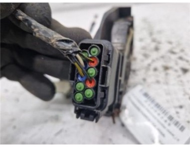 Cerradura Puerta Trasera Derecha Ford FOCUS II Ranchera familiar  2 0 TDCi