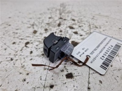 MANDO ELEVALUNAS TRASERO IZQUIERDO Audi A4 Berlina  2 0 e [2 0 Ltr  - 100 kW 16V TDI] 2