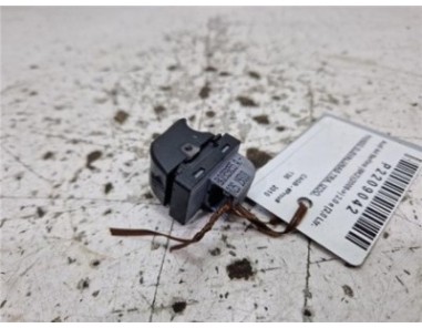 MANDO ELEVALUNAS TRASERO IZQUIERDO Audi A4 Berlina  2 0 e [2 0 Ltr  - 100 kW 16V TDI]