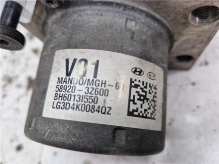 Nucleo Abs Hyundai i40  1 7 Style [1 7 Ltr  - 100 kW CRDi CAT]