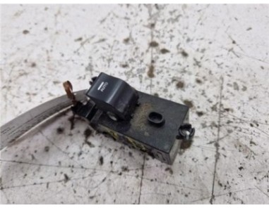 MANDO ELEVALUNAS DELANTERO DERECHO Hyundai i40  1 7 Style [1 7 Ltr  - 100 kW CRDi CAT]