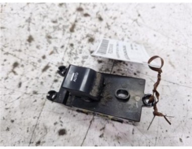 MANDO ELEVALUNAS TRASERO DERECHO Hyundai i40  1 7 Style [1 7 Ltr  - 100 kW CRDi CAT]