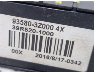 MANDO ELEVALUNAS TRASERO IZQUIERDO Hyundai i40  1 7 Style [1 7 Ltr  - 100 kW CRDi CAT]