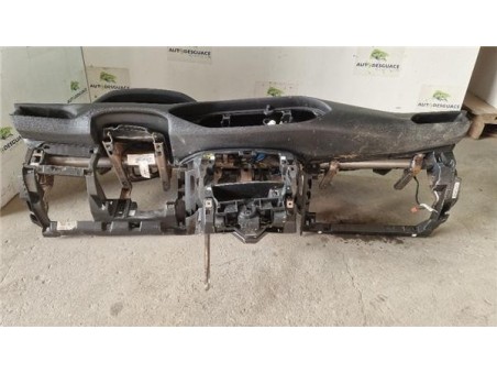 Salpicadero Peugeot 308  1 5 Style [1 5 Ltr  - 75 kW Blue-HDI FAP]