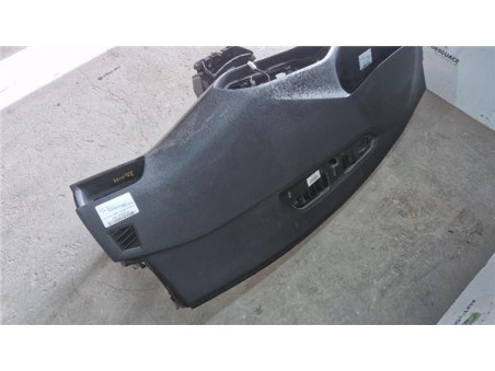 Salpicadero Peugeot 308  1 5 Style [1 5 Ltr  - 75 kW Blue-HDI FAP]