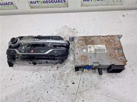 Radio / Cd Peugeot 308  1 5 Style [1 5 Ltr  - 75 kW Blue-HDI FAP]