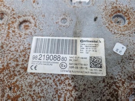 Radio / Cd Peugeot 308  1 5 Style [1 5 Ltr  - 75 kW Blue-HDI FAP]