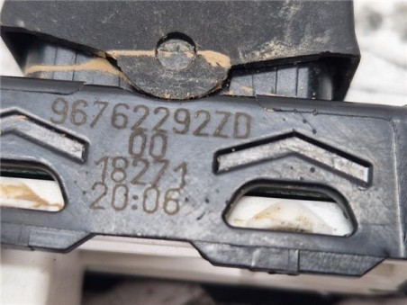 MANDO ELEVALUNAS TRASERO DERECHO Peugeot 308  1 5 Style [1 5 Ltr  - 75 kW Blue-HDI FAP]