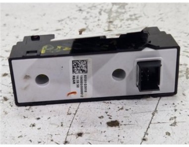 MANDO ELEVALUNAS DELANTERO DERECHO Hyundai i30  1 6 KLASS 70KW