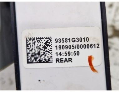 MANDO ELEVALUNAS DELANTERO DERECHO Hyundai i30  1 6 KLASS 70KW