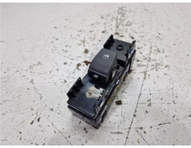 MANDO ELEVALUNAS TRASERO DERECHO Hyundai i30  1 6 KLASS 70KW