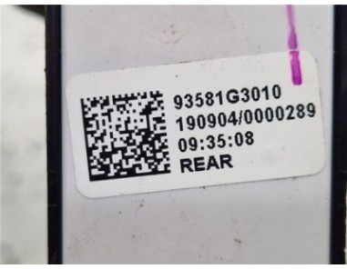 MANDO ELEVALUNAS TRASERO DERECHO Hyundai i30  1 6 KLASS 70KW