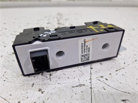 MANDO ELEVALUNAS TRASERO IZQUIERDO Hyundai i30  1 6 KLASS 70KW