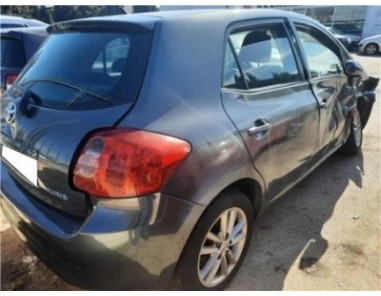 Toyota Auris  1 3 Live [1 3 Ltr  - 74 kW 16V CAT]