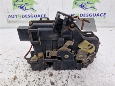 Cerradura Puerta Delantera Derecha Audi A6 Berlina  2 5 TDI [2 5 Ltr  - 110 kW V6 24V TDI]