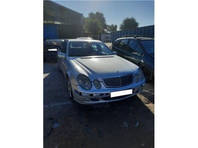 Pantalla Mercedes-Benz Clase E  Berlina  3 2 E 320 CDI  [3 2 Ltr  - 150 kW CDI CAT] 2