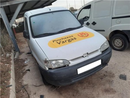 Faro Delantero Izquierdo Peugeot PARTNER Furgón  1 9 D