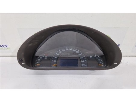 Cuadro Instrumentos Mercedes-Benz Clase C  Berlina  2 6 240  [2 6 Ltr  - 125 kW CAT]