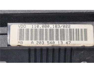 Cuadro Instrumentos Mercedes-Benz Clase C  Berlina  2 6 240  [2 6 Ltr  - 125 kW CAT]