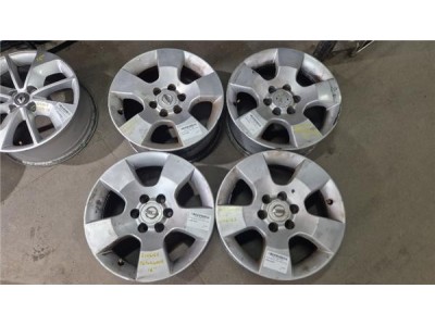 JUEGO LLANTAS Nissan Pathfinder  2 5 dCi 4WD