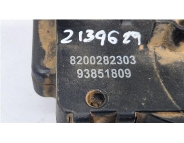 Cerradura Puerta Trasera Izquierda Renault Trafic II Combi  2 0 27 CN Combi6 acristalado parcial [2 0 Ltr  - 84 kW dCi Diesel CA