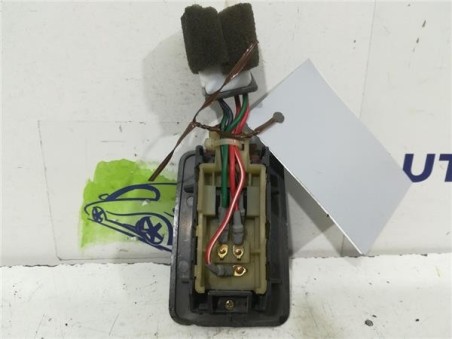 Botonera Puerta Trasera Derecha Kia SPORTAGE 2 0 Turbodiesel 